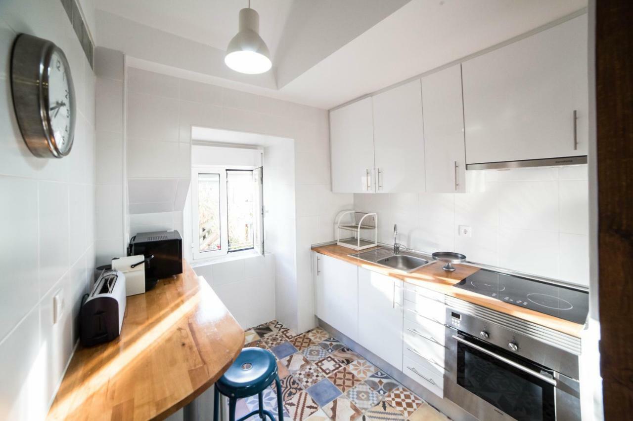 Flh Fresh And Cozy Old Town Duplex Apartment Lisbon Bagian luar foto